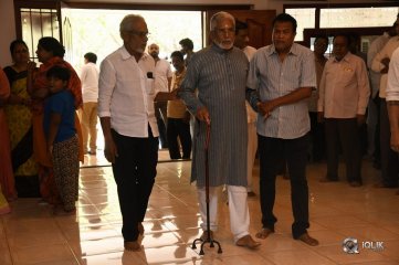 Celebrities Pay Homage to Vijaya Nirmala Garu